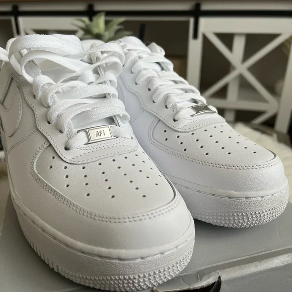 NIKE Air Force 1’s~ NIB - Picture 6 of 14